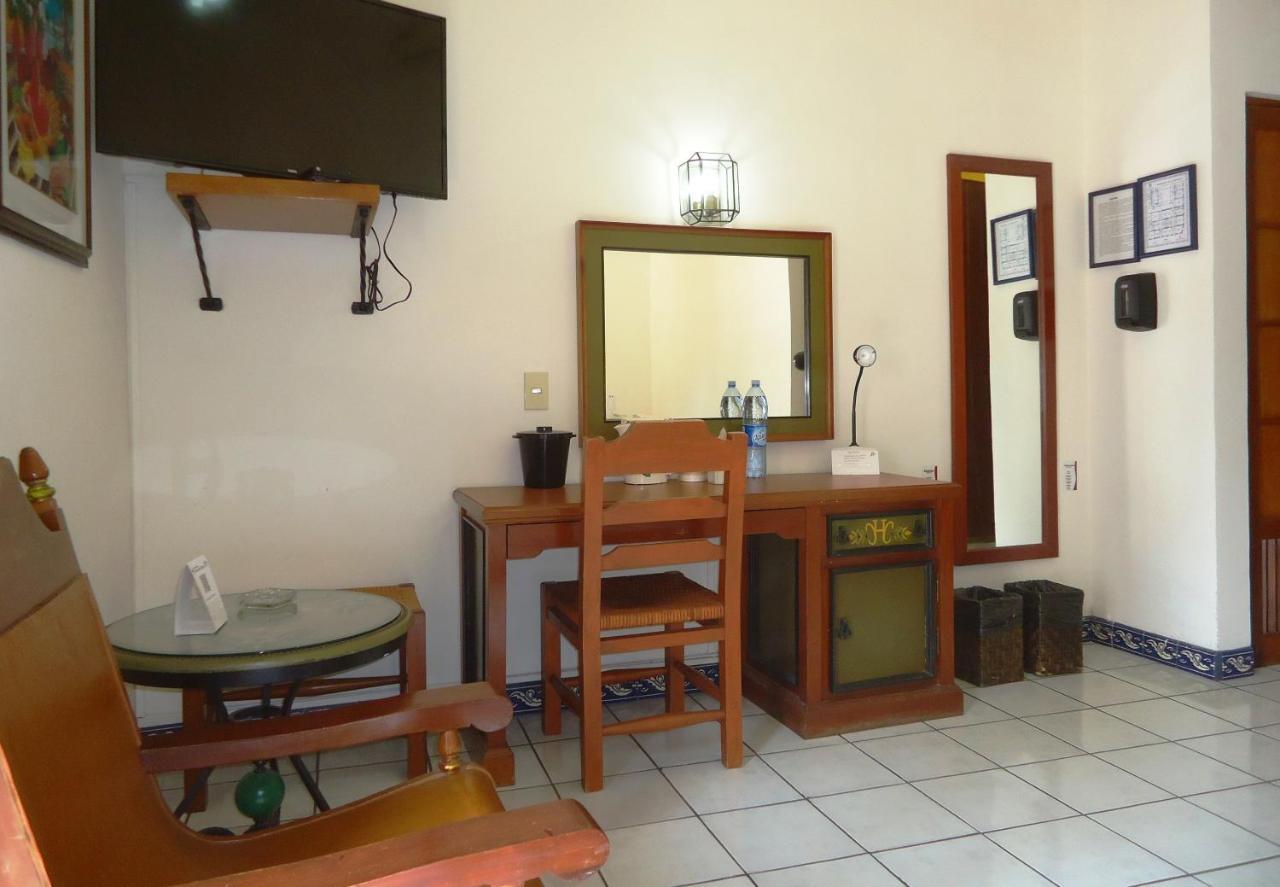 Hotel Concierge Plaza Colima Esterno foto