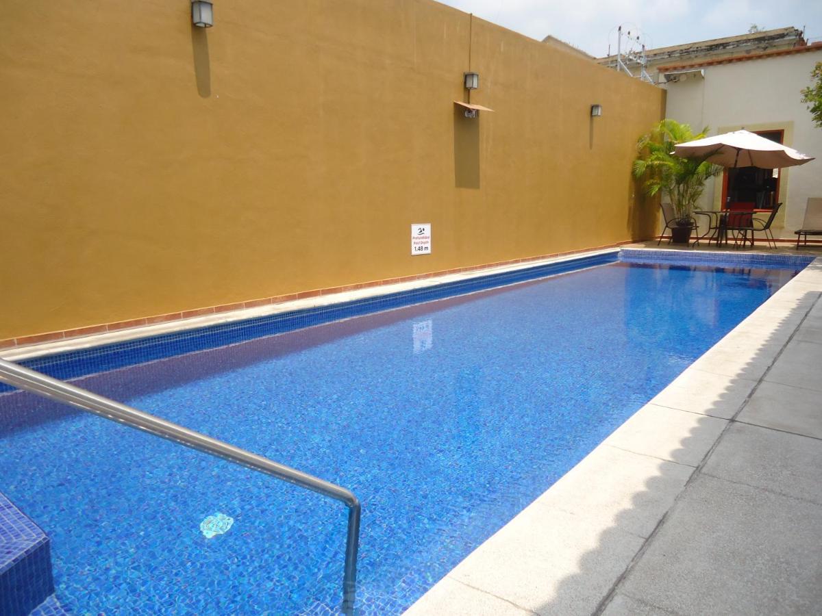 Hotel Concierge Plaza Colima Esterno foto