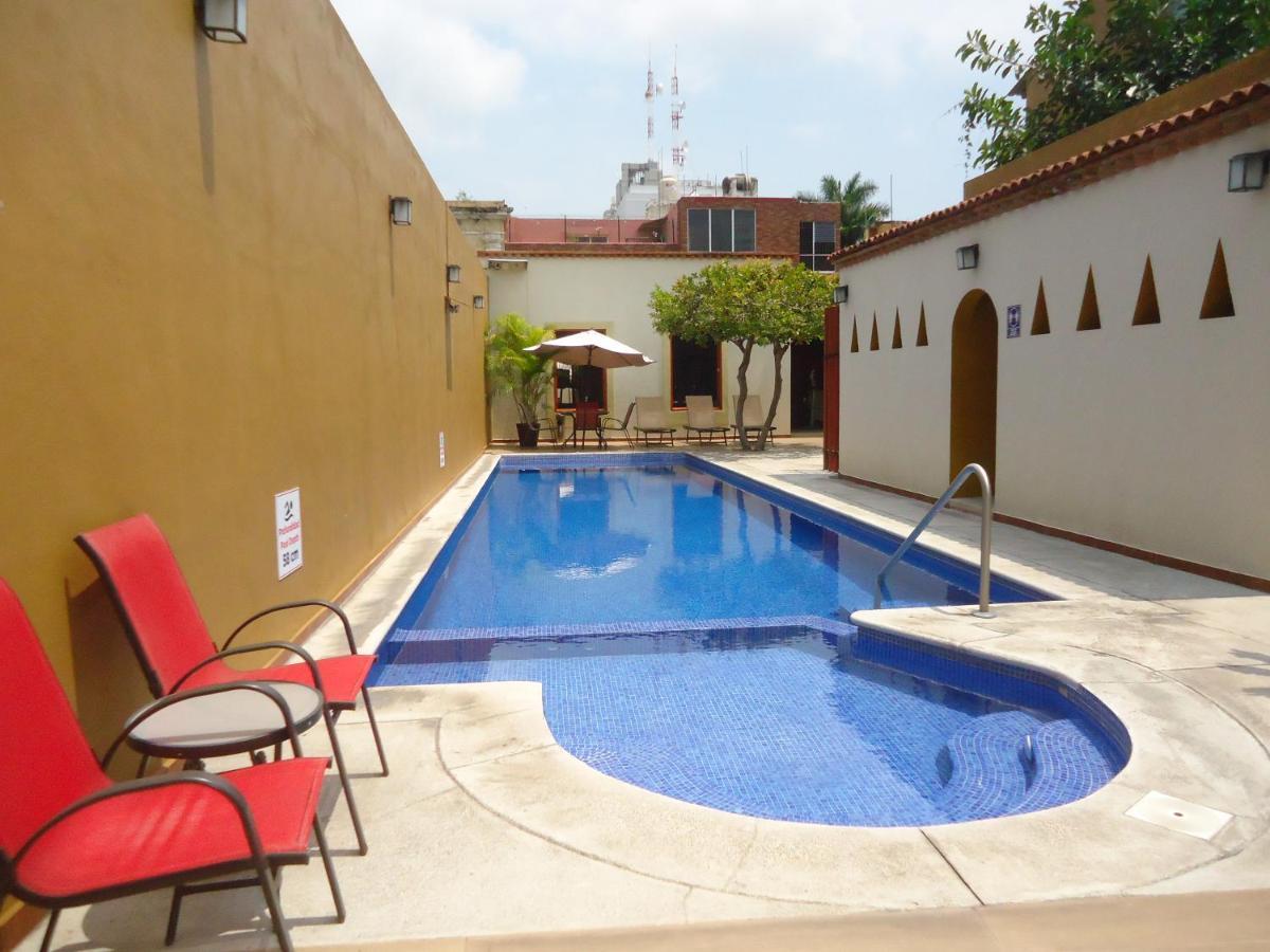 Hotel Concierge Plaza Colima Esterno foto
